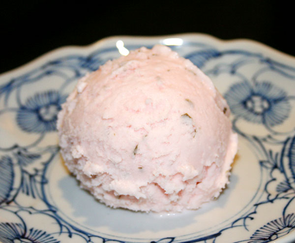 桜アイスクリーム