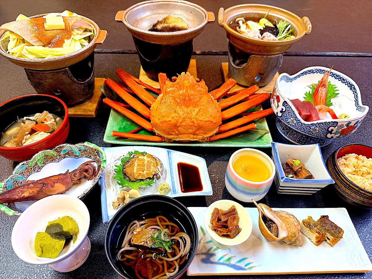 夕食の御膳